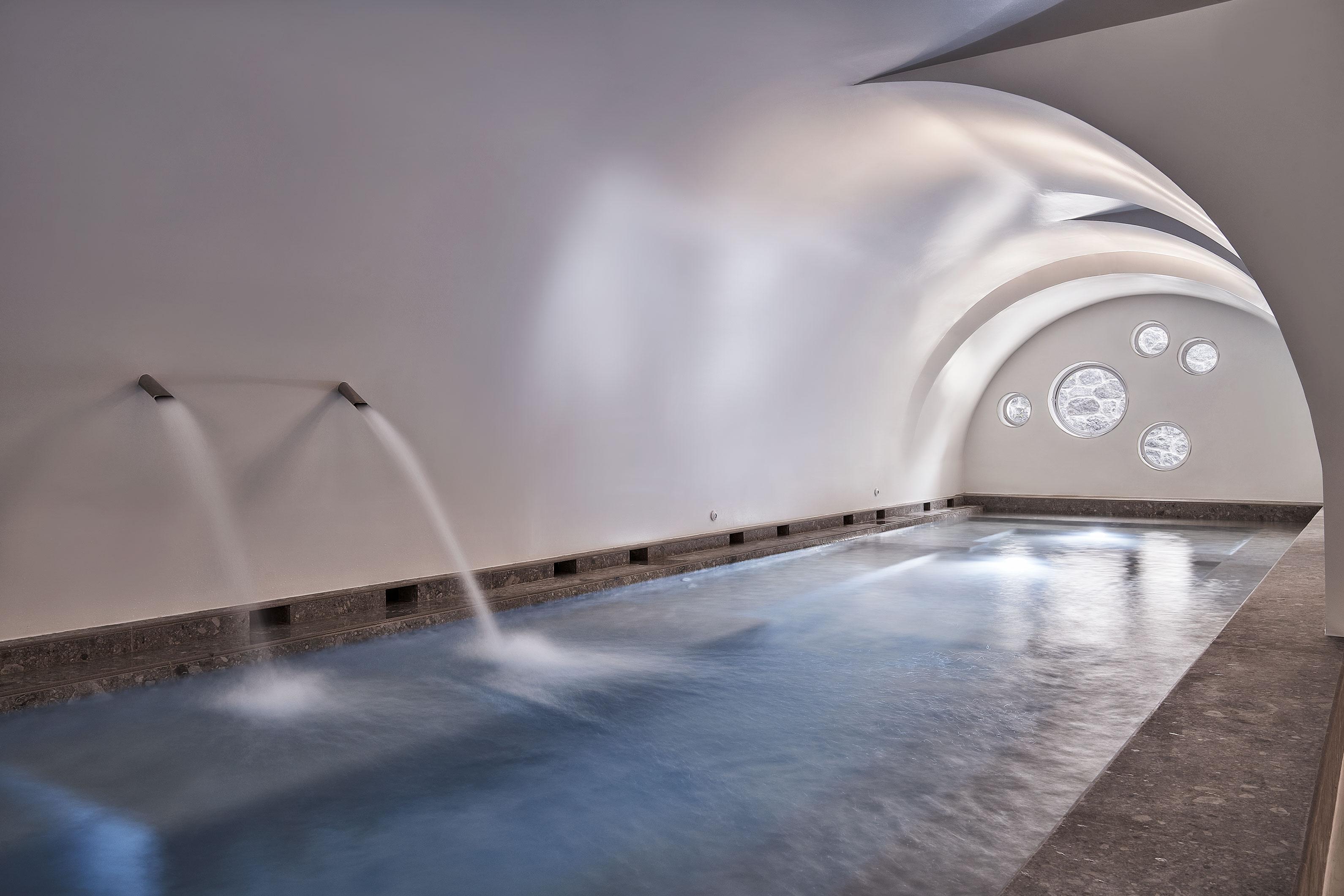 Orama Hotel & Spa 산토리니 외부 사진 The spa at The Ivy Spa